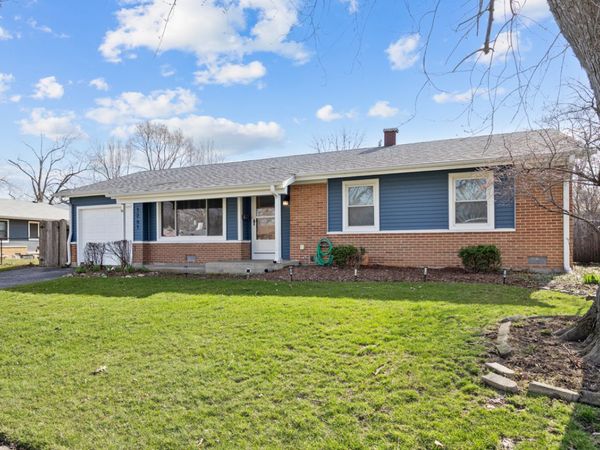 1241 Aspen Lane , Elk Grove Village, IL 60007