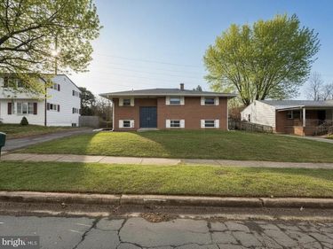 303 MACKINTOSH DRIVE , GLEN BURNIE, MD 21061