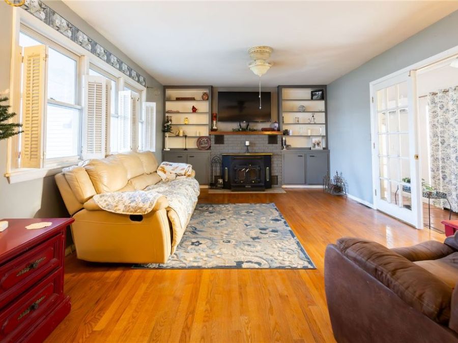 Property Image 6