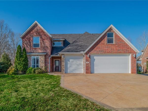 3111 Waterstone Drive , Fayetteville, AR 72764