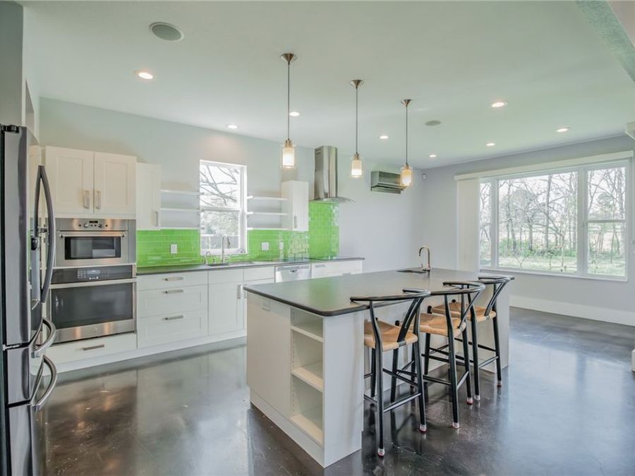 Property Image 9