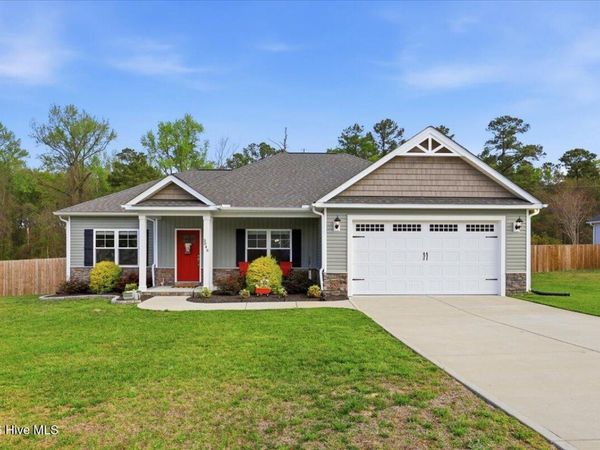 3046 Marion Heights Drive, Kinston, NC 28504