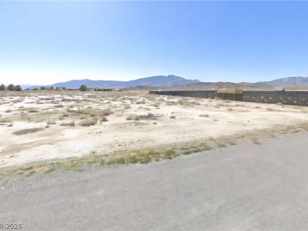 4201 Forest Road, Pahrump, NV 89048
