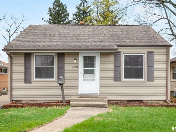 2310 W HEADING Avenue, West Peoria, IL 61604