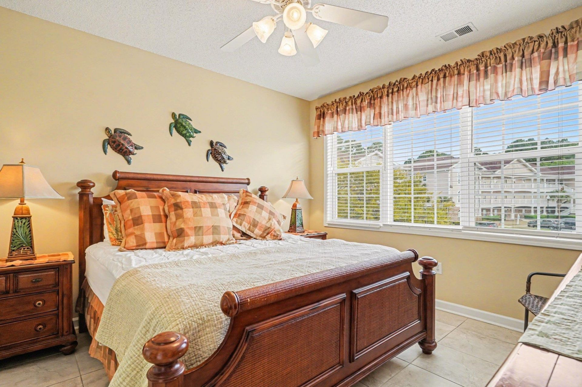 5750 Oyster Catcher Dr. Photo 16