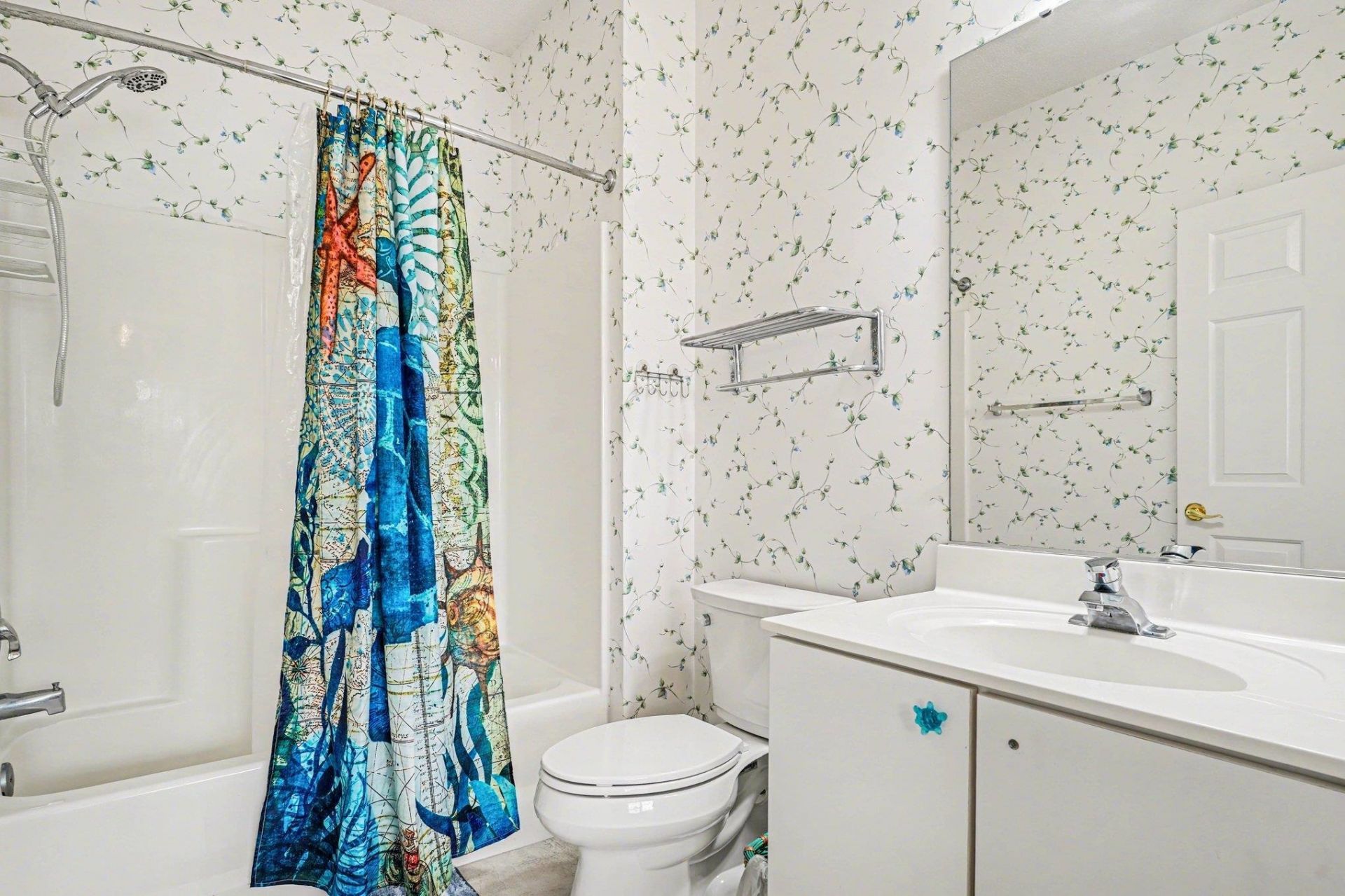 5750 Oyster Catcher Dr. Photo 19