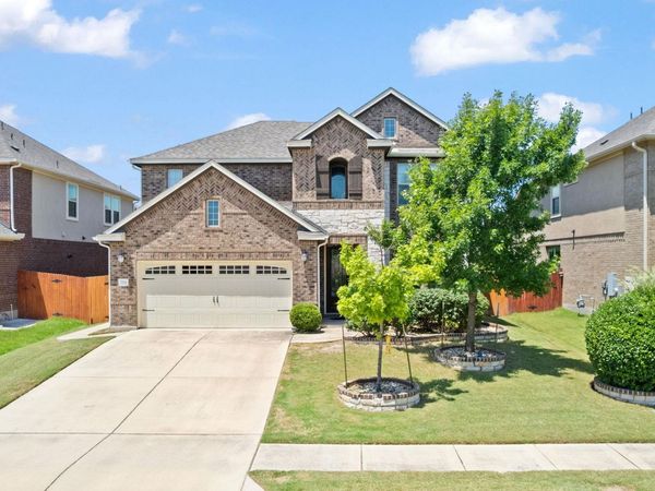724 Pioneer GRV, Round Rock, TX 78665
