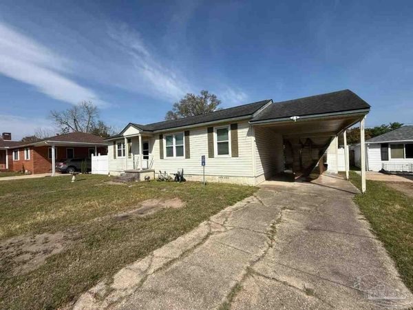 408 Labree Rd, Pensacola, FL 32507