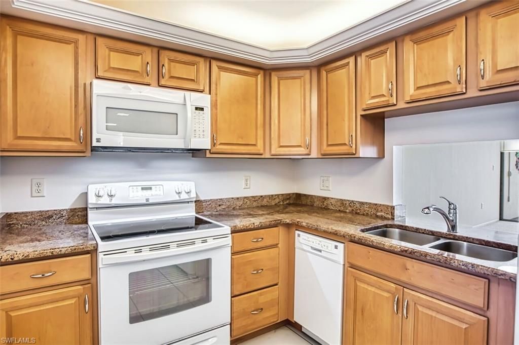 1700 Pine Valley Dr, Unit 307, Fort Myers, FL 33907 Photo