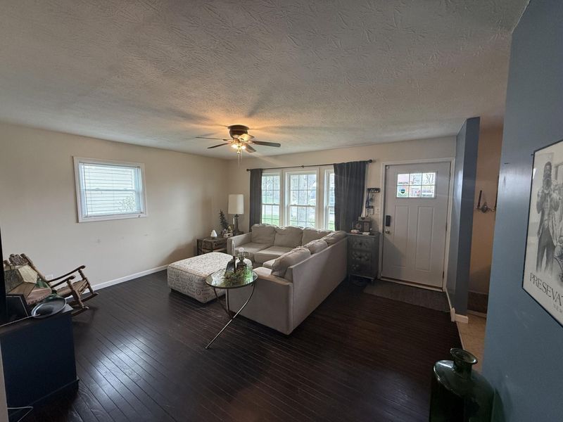 309 WREN Avenue, Bellefontaine, OH 43311 Photo 3