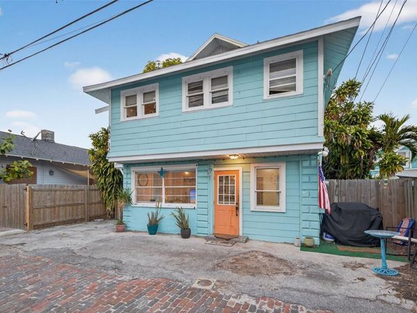 540 1/2 7TH AVENUE N, ST PETERSBURG, FL 33701