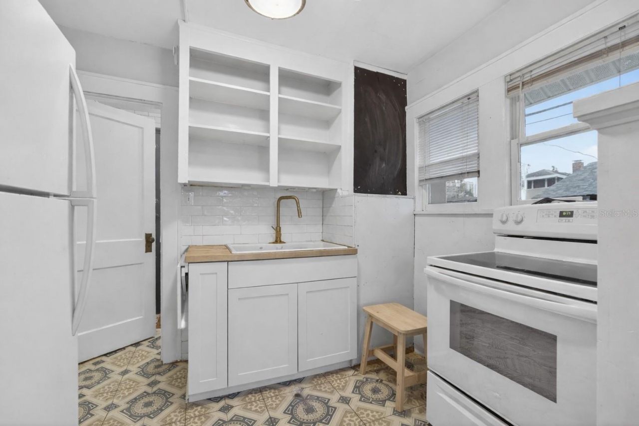 540 1/2 7th Avenue N, Saint Petersburg, FL 33701 Photo