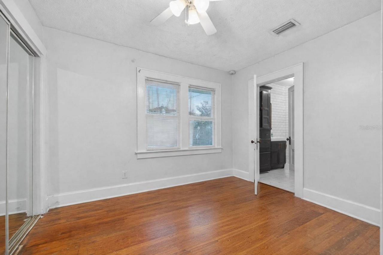 540 1/2 7th Avenue N, Saint Petersburg, FL 33701 Photo