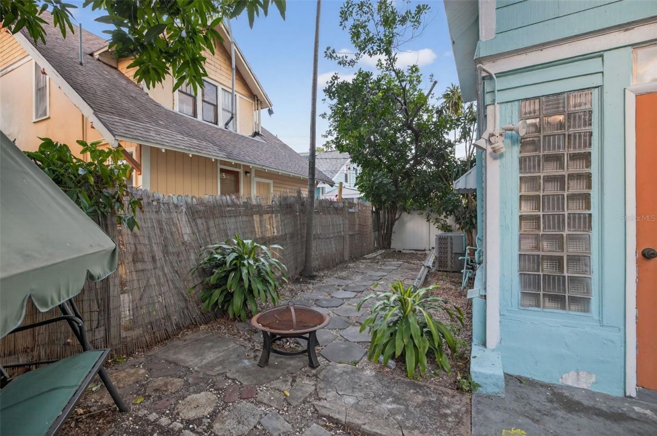 540 1/2 7th Avenue N, Saint Petersburg, FL 33701 Photo