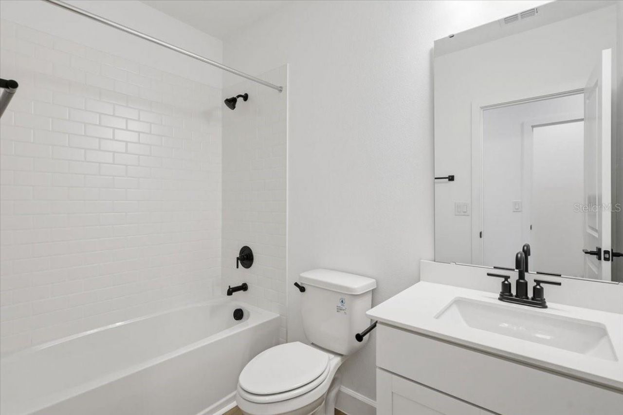 20 Ludlow Lane W, Palm Coast, FL 32137 Photo