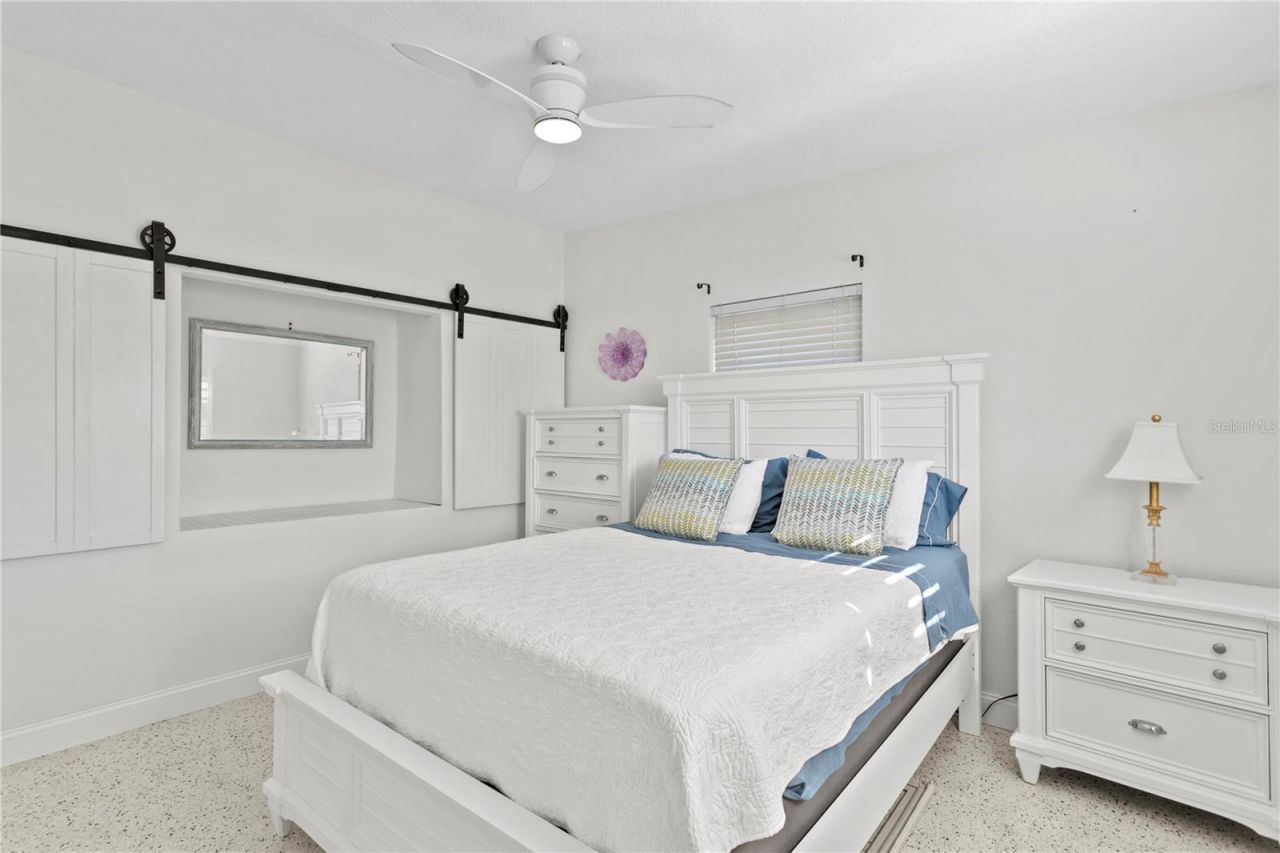 6931 Grande Vista Way S, Saint Petersburg, FL 33707 Photo