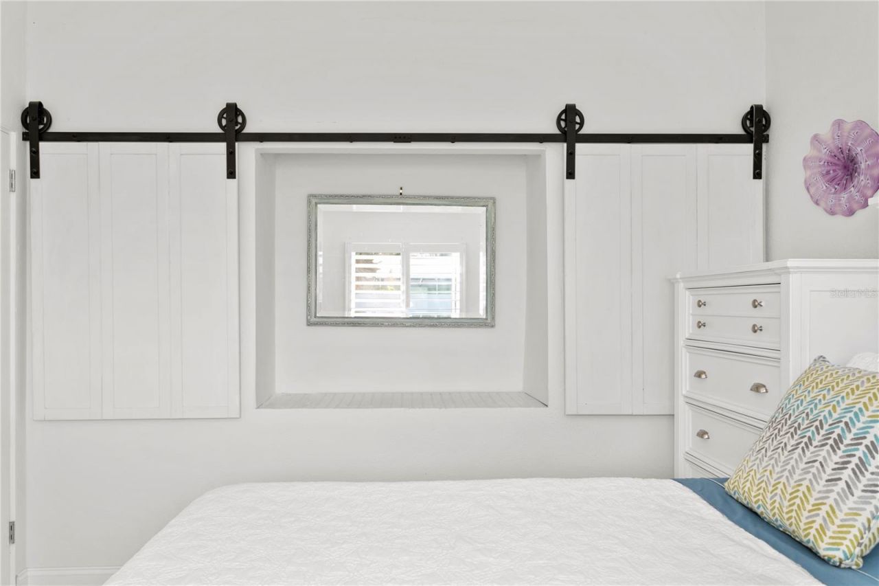 6931 Grande Vista Way S, Saint Petersburg, FL 33707 Photo