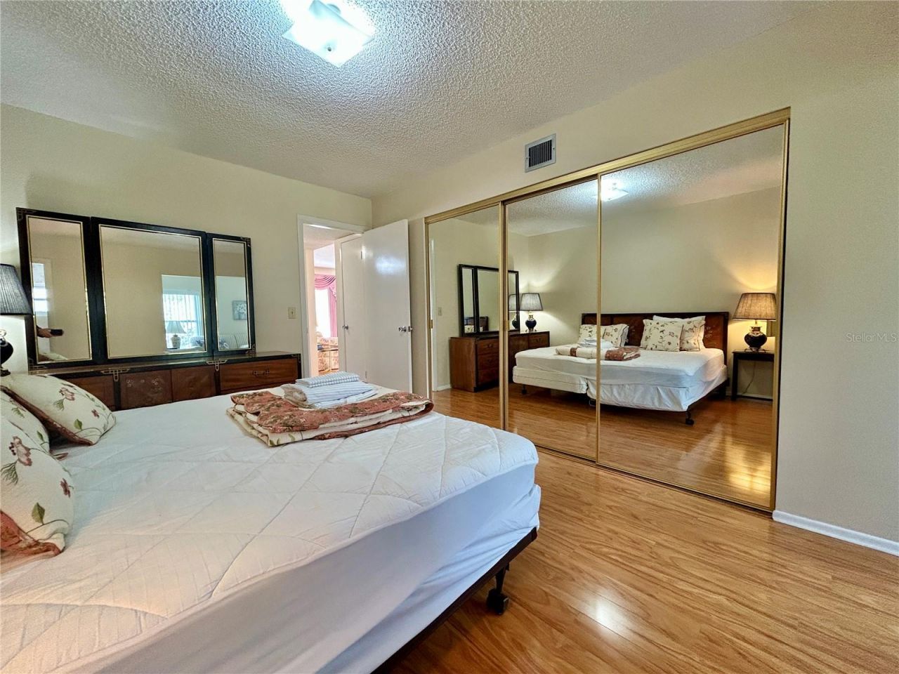 2256 Philippine Drive , Unit 42, Clearwater, FL 33763 Photo