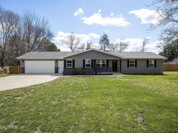 132 Cherokee Circle, Madisonville, TN 37354