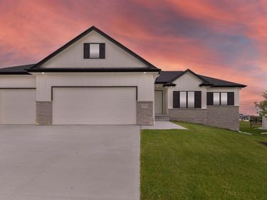 20126 U Street , Omaha, NE 68135