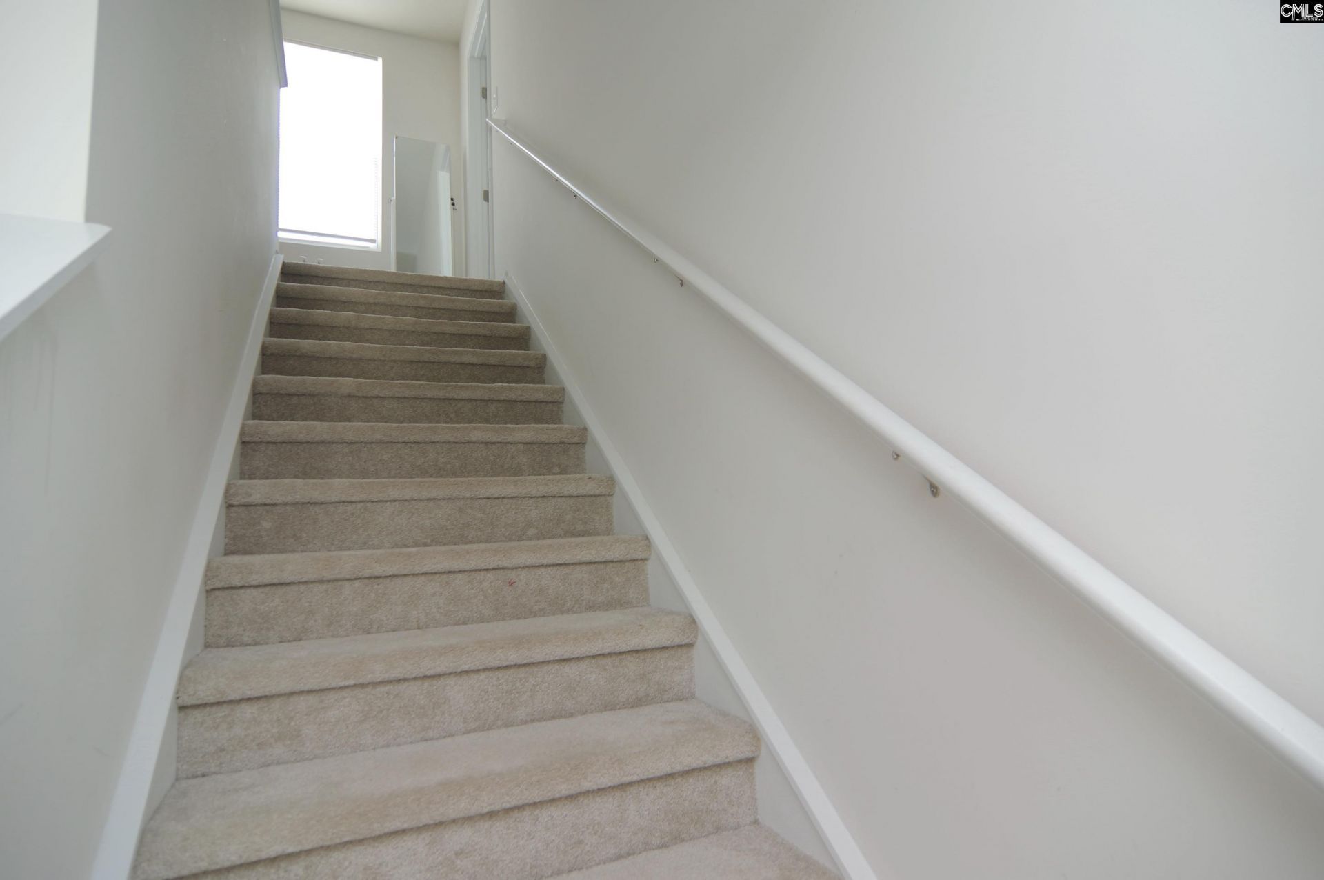 385 Saskatoon  Photo 13