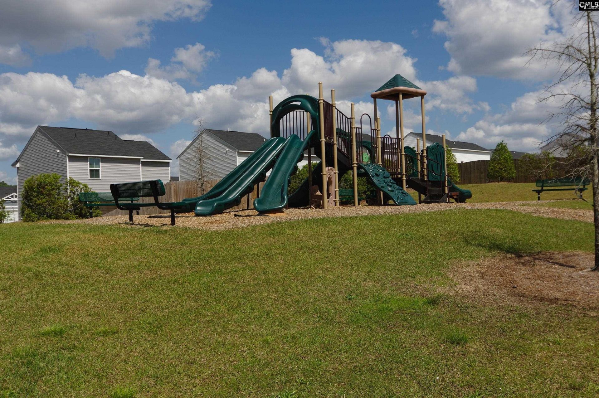 385 Saskatoon Photo 25