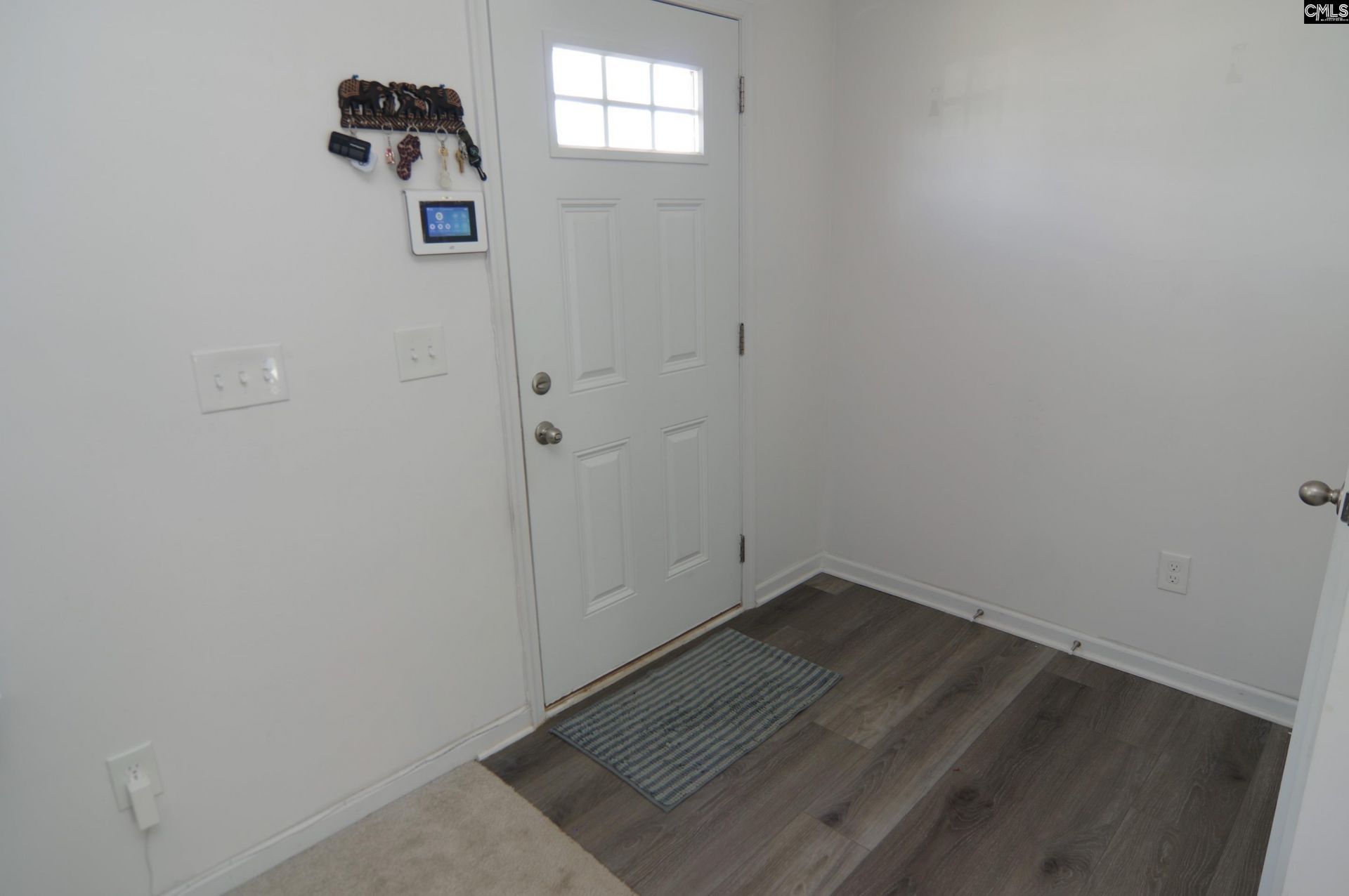 385 Saskatoon  Photo 6