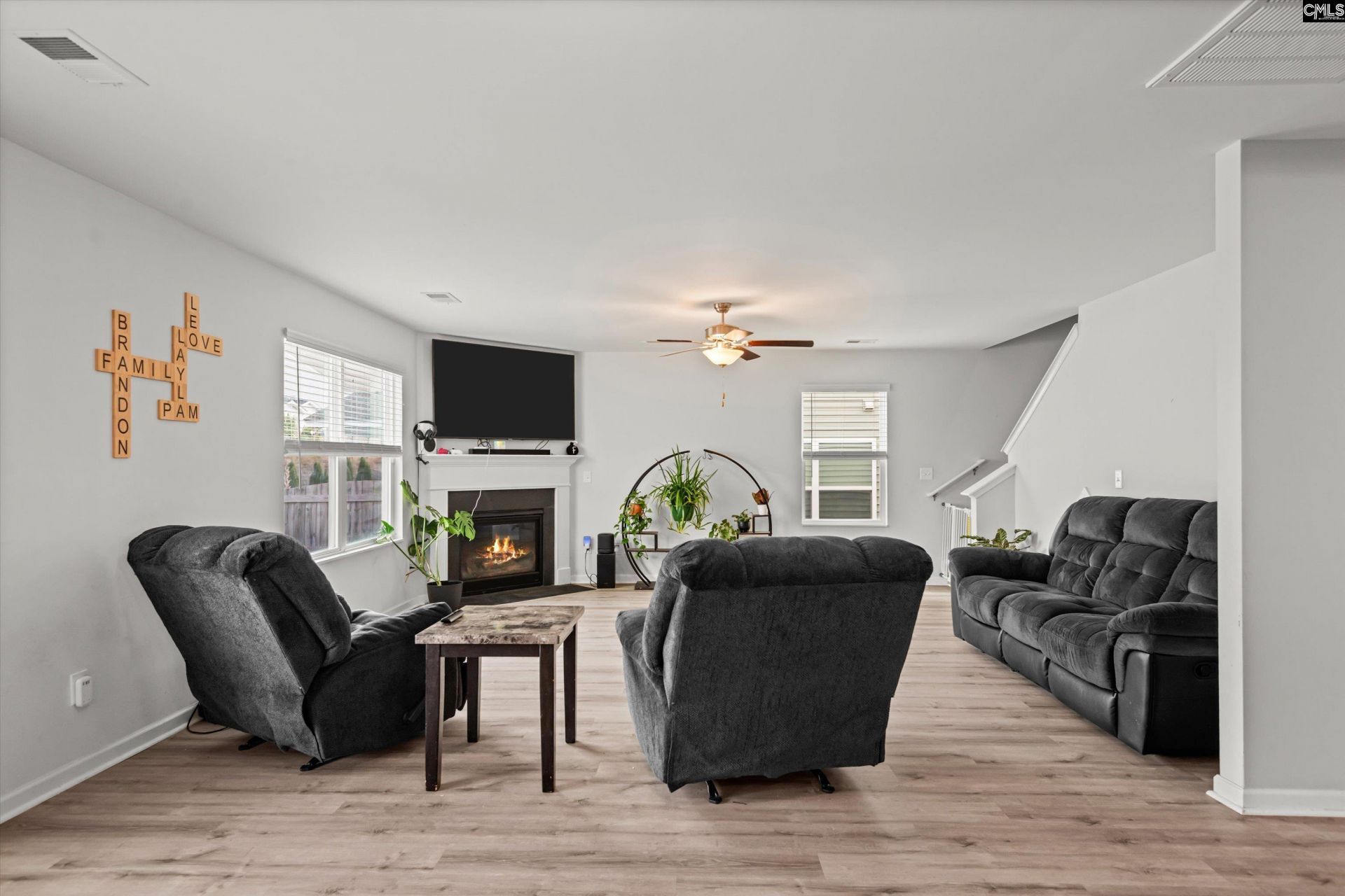 1019 Tanreall Drive  Photo 12