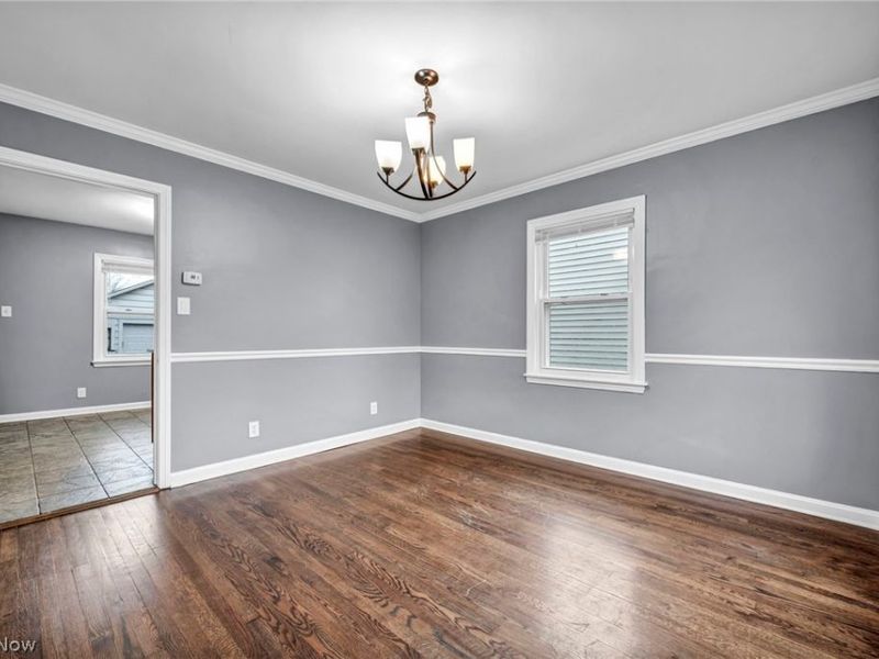 300 Russell Avenue, Niles, OH 44446 Photo 10