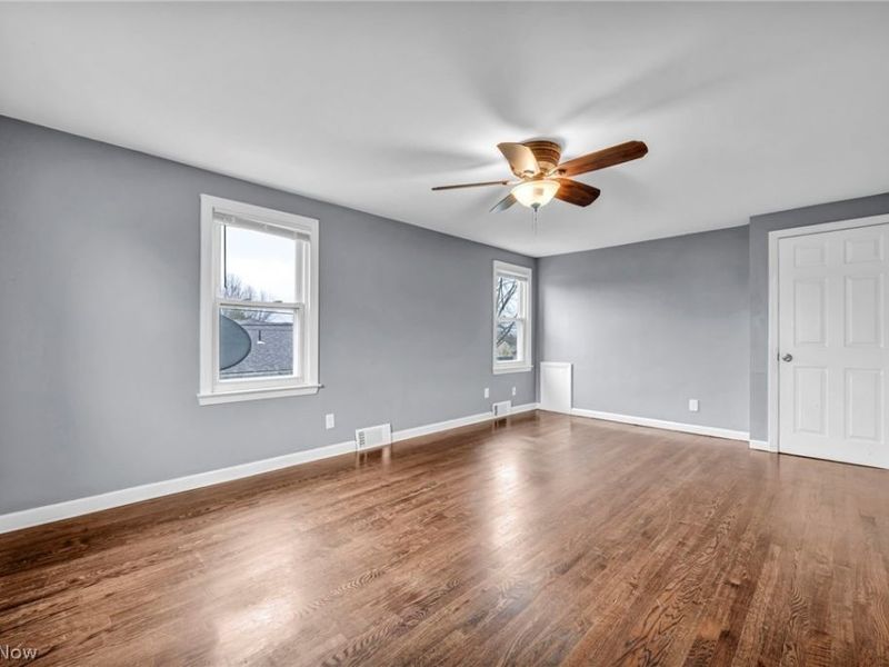 300 Russell Avenue, Niles, OH 44446 Photo 21