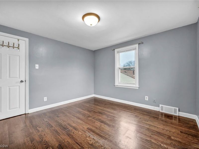 300 Russell Avenue, Niles, OH 44446 Photo 23