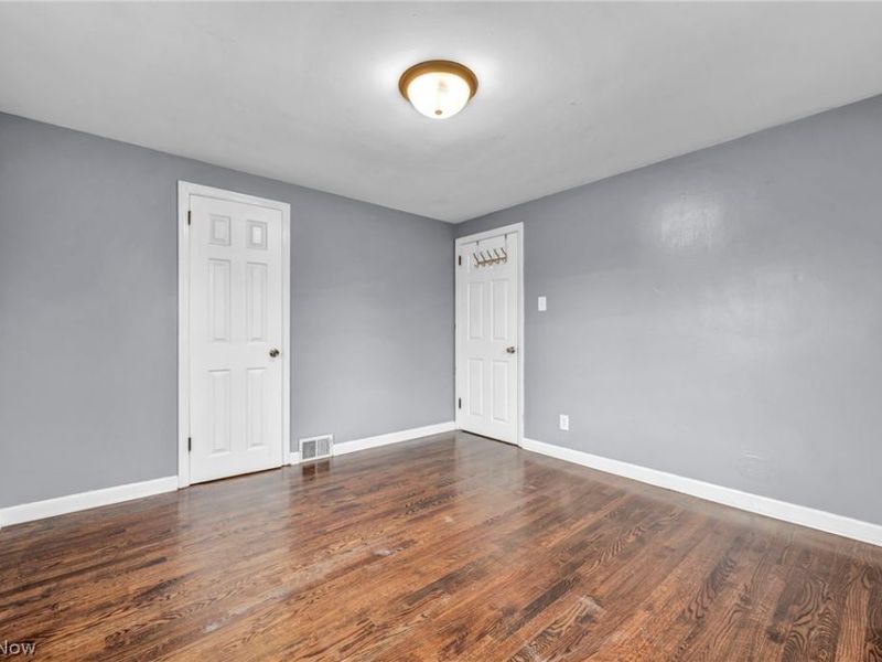 300 Russell Avenue, Niles, OH 44446 Photo 24