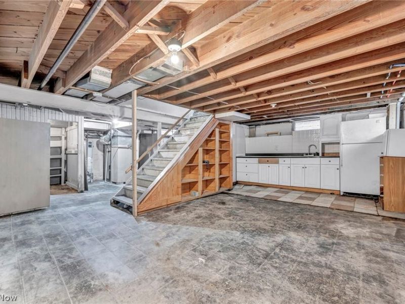 300 Russell Avenue, Niles, OH 44446 Photo 32