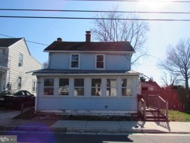 21 E PITTSFIELD STREET, PENNSVILLE, NJ 08070