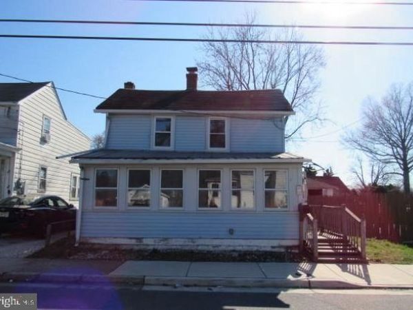 21 E PITTSFIELD STREET, PENNSVILLE, NJ 08070