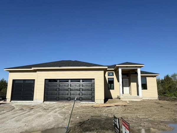 517 Timberline Drive, Gilbert, IA 50105