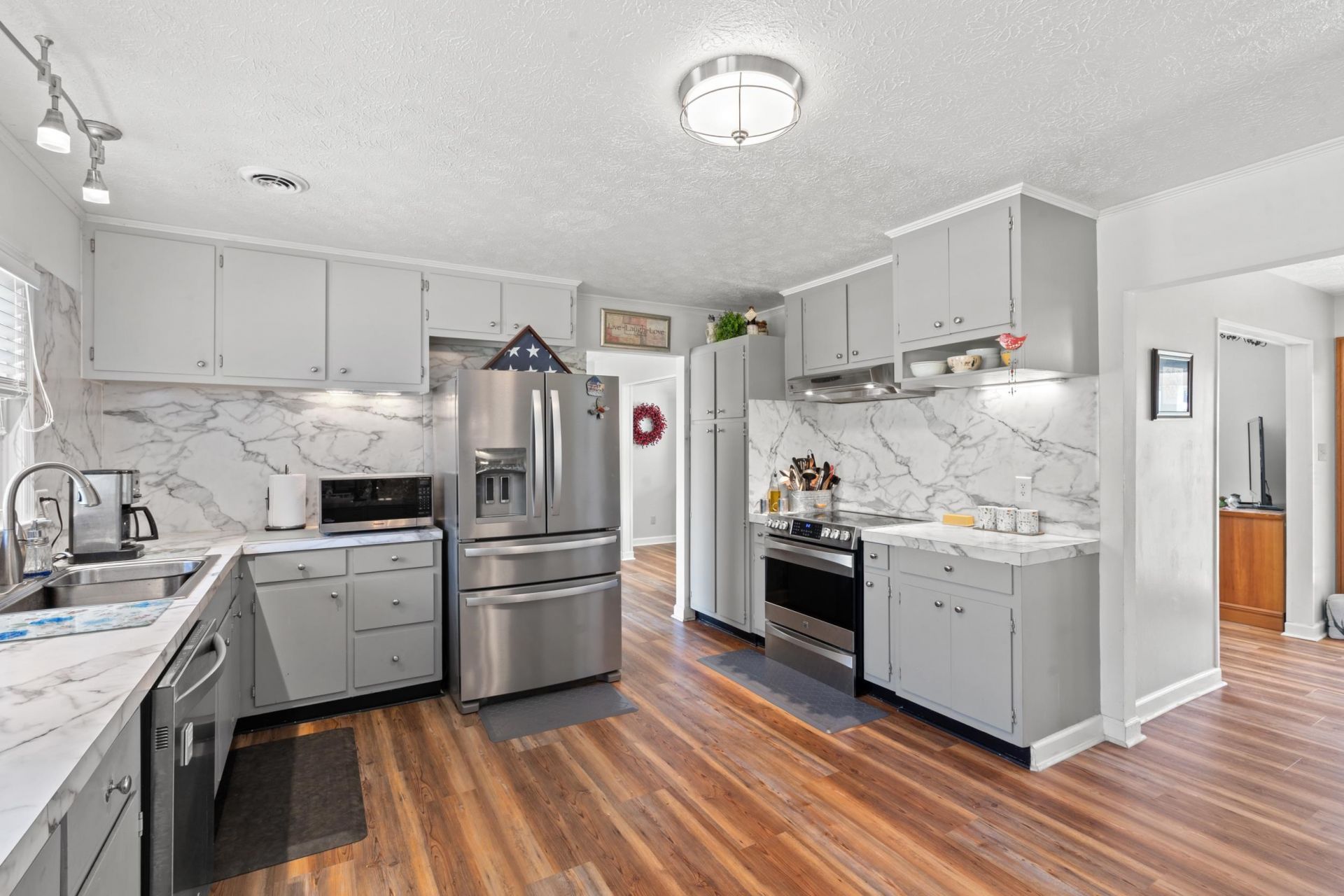 2031 Highway 129  Photo 10