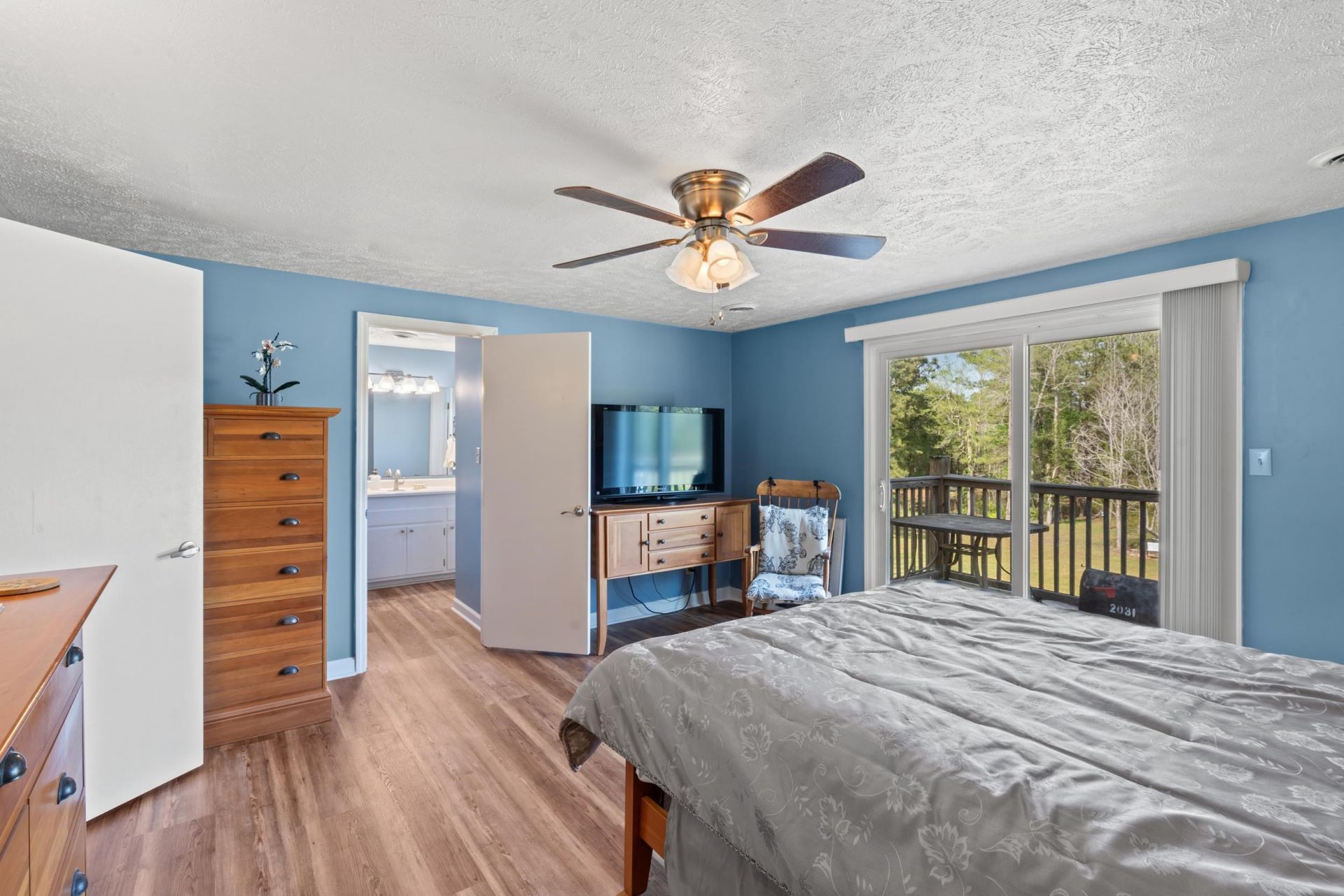 2031 Highway 129  Photo 12