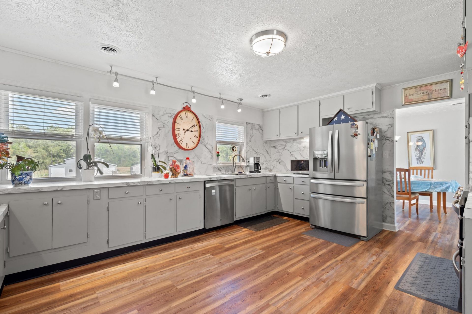 2031 Highway 129  Photo 8