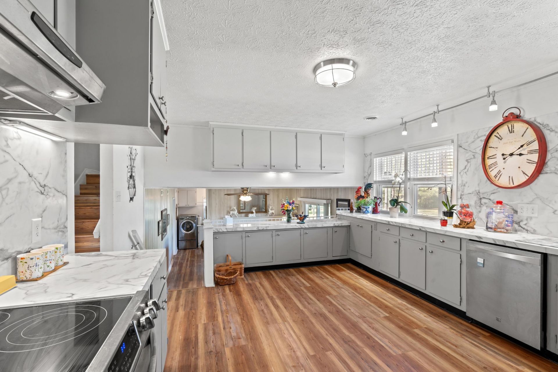 2031 Highway 129  Photo 9