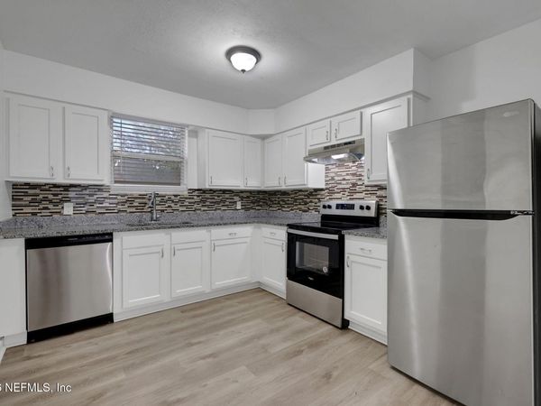 2305 JAYSON Avenue, Jacksonville, FL 32208