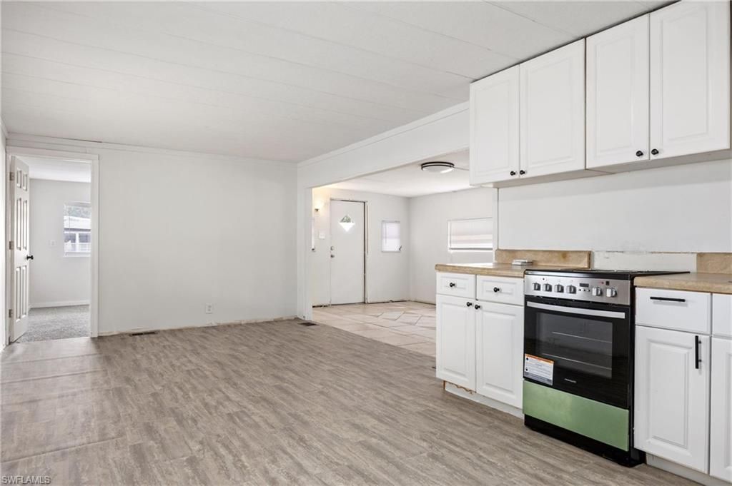 11111 Ballweg Ln, Fort Myers, FL 33908 Photo