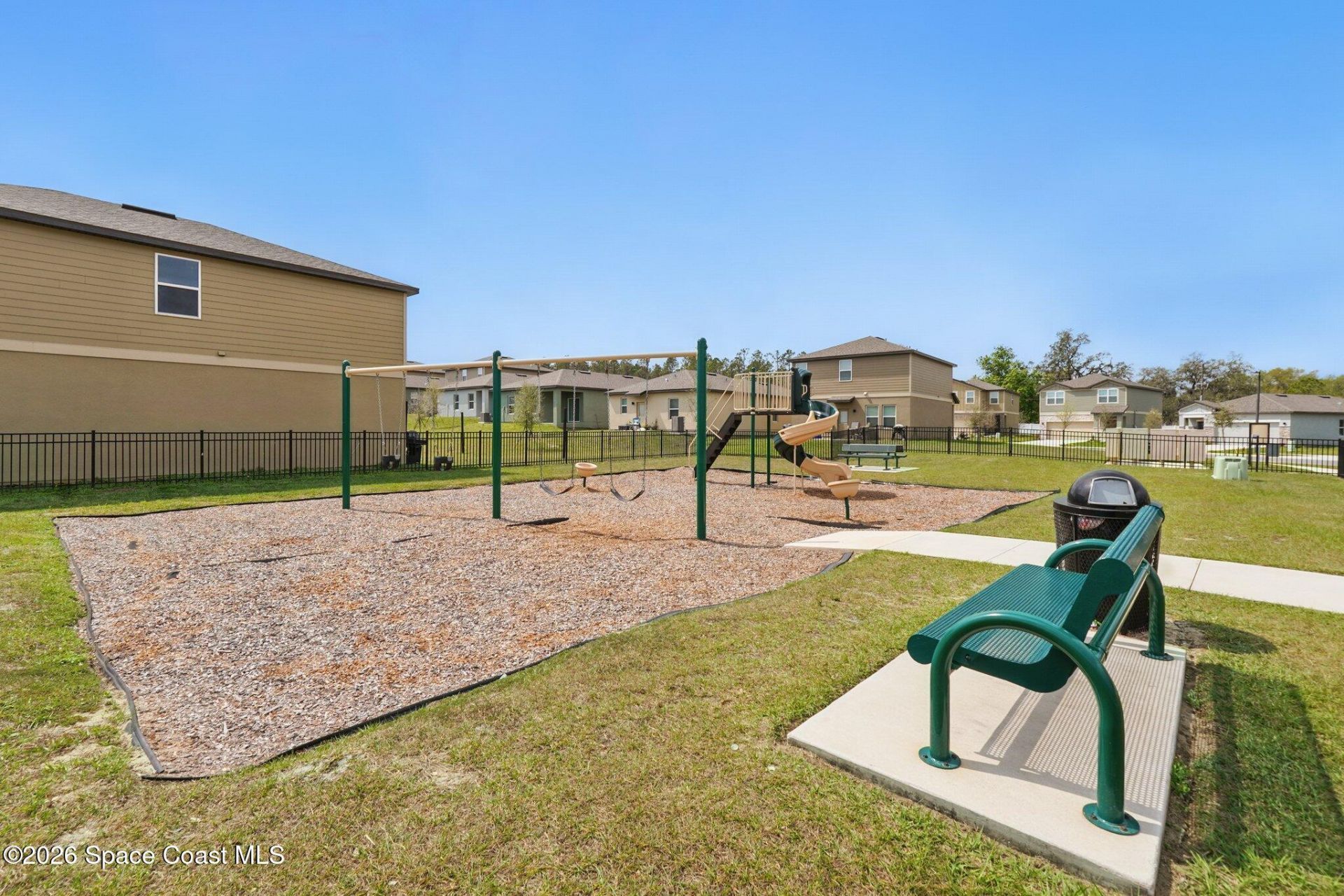 2024 Hemingway Circle , Groveland, FL 34736 Photo