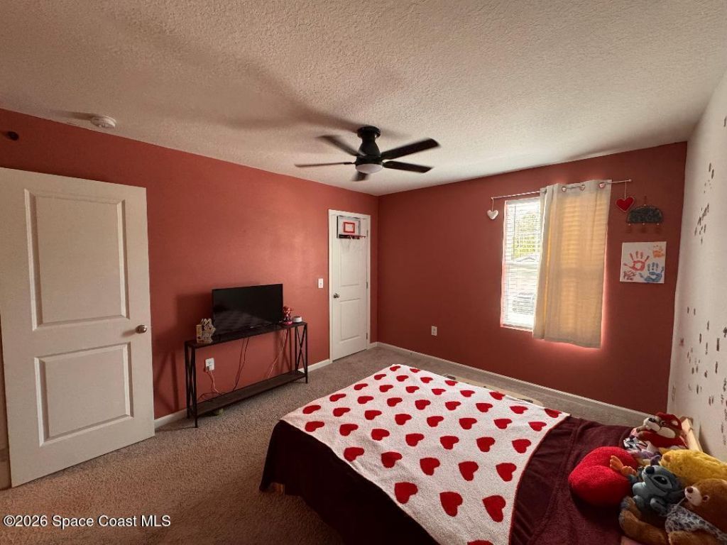 2024 Hemingway Circle , Groveland, FL 34736 Photo