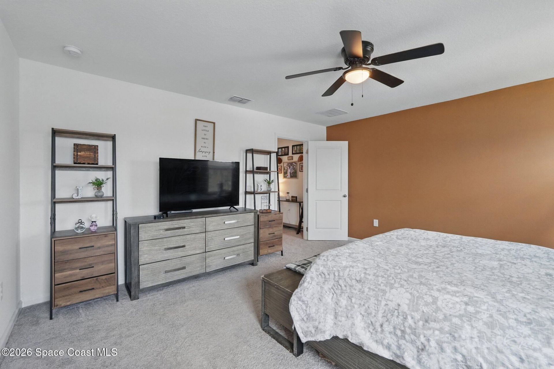 2024 Hemingway Circle , Groveland, FL 34736 Photo