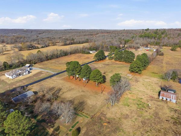 000 Eagle Valley Road , Conway, AR 72032