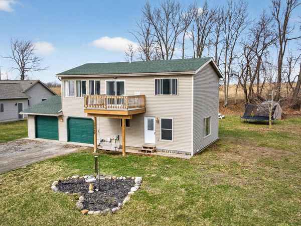 10568 Woodbrook Drive, Cement City, MI 49233
