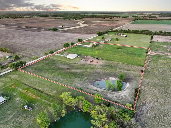 420 County Road 4825, Leonard, TX 75452