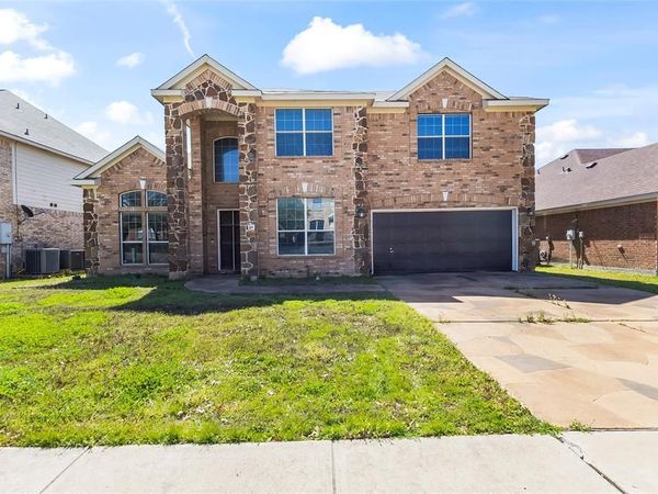 824 Peach Lane, Burleson, TX 76028
