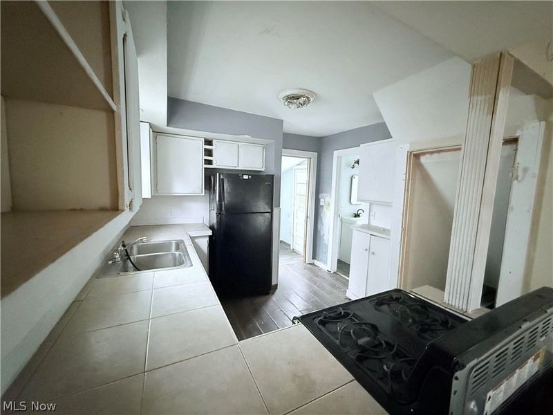 1282 Sawyer Avenue, Akron, OH 44310 Photo 12